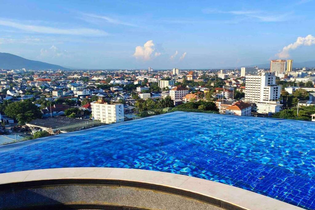 New & Cozy 2 Bedroom @ The Astra Sky River Chiang Mai Exterior foto